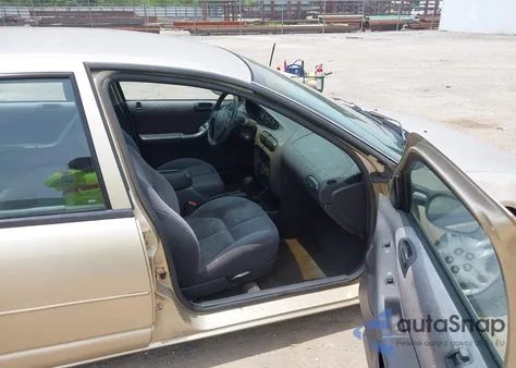 2000 Dodge Stratus Se z USA, uszkodzony, nr VIN 1B3EJ46C9YN220653